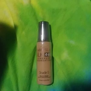 Luminess Air foundation